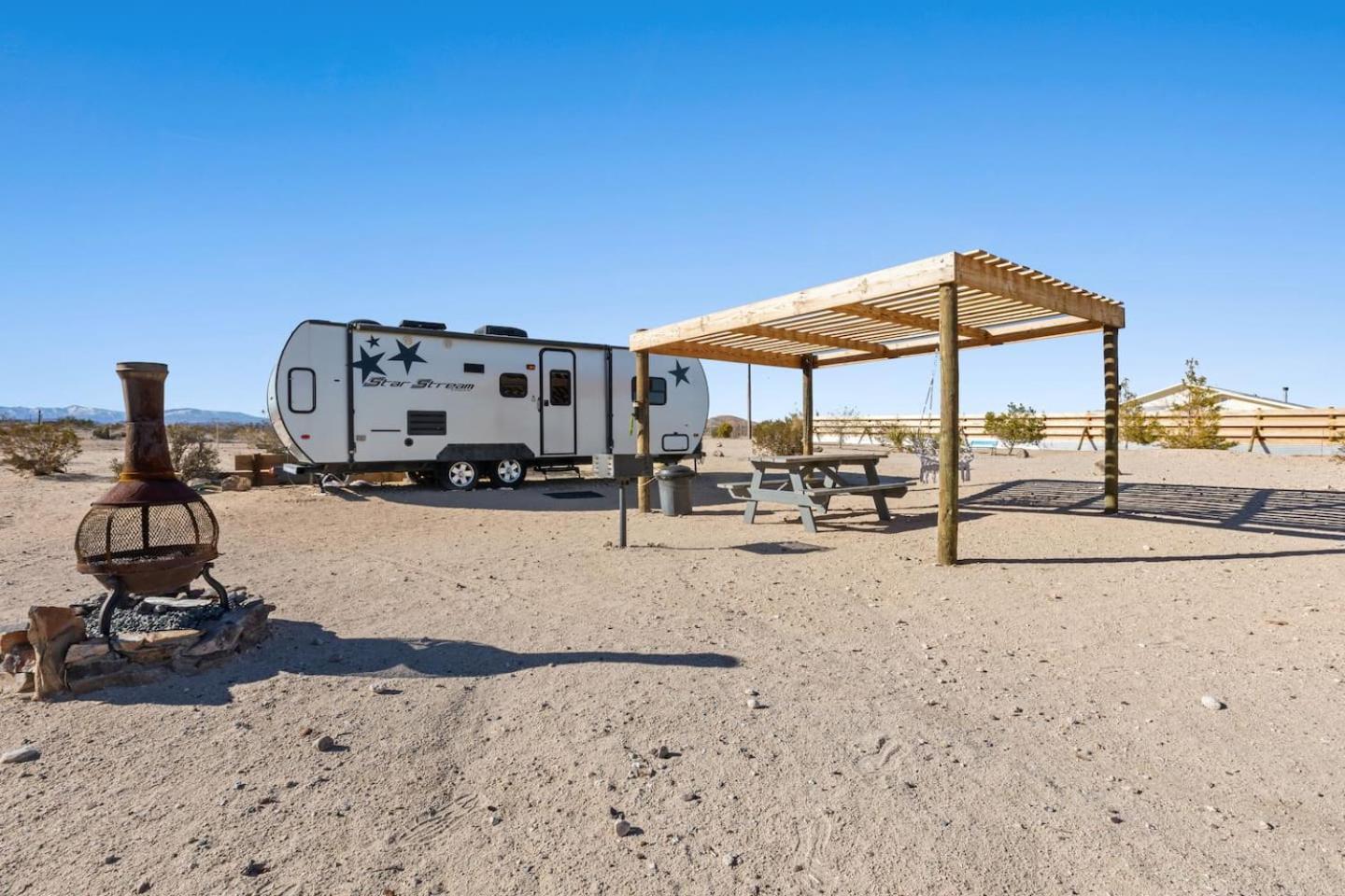 Jt Village Campground - Star Stream Joshua Tree Luaran gambar